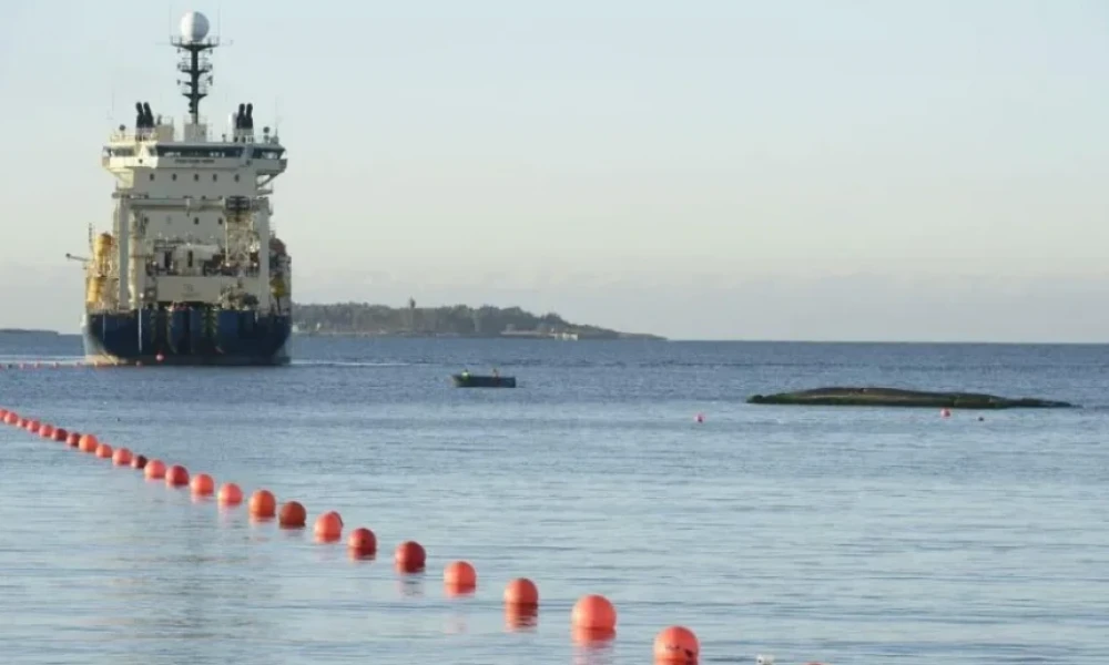 Νέα δολιοφθορά σε υποβρύχια καλώδια στη Βαλτική